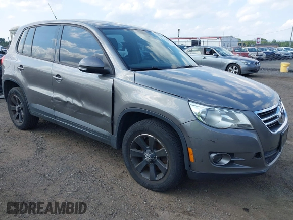 2010 Volkswagen Tiguan S with VIN WVGBV7AX8AW526711, listed as a IAAI auction lot 42735039 with 149,436 mi miles and . Bid and sale history available at DreamBid. Image 6.