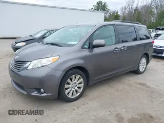 2011 Toyota Sienna XLE with VIN 5TDDK3DC8BS009918, listed as a IAAI auction lot 41937680 with 169,032 mi miles. Bid and sale history available at carsss.com. Image 2.