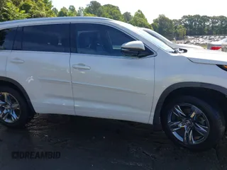 2018 Toyota Highlander Limited with VIN 5TDDZRFH0JS487322, listed as a IAAI auction lot 42501659 with 72,212 mi miles and . Bid and sale history available at DreamBid. Image 13.