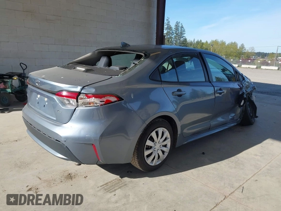 2021 Toyota Corolla LE with VIN 5YFEPMAE5MP204274, listed as a IAAI auction lot 42044017 with 76,846 mi miles. Bid and sale history available at carsss.com. Image 4.