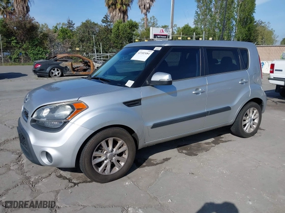 2012 Kia Soul + with VIN KNDJT2A62C7370341, listed as a IAAI auction lot 42102484 with 67,116 mi miles. Bid and sale history available at carsss.com. Image 2.