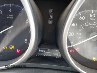 2012 Mazda 3 i Sport z VIN JM1BL1UG0C1530996, wystawiony jako IAAI lot #41987191 z przebiegiem 174 144 mil mil oraz . Historia ofert i sprzedaży dostępna na DreamBid. Obrazek 7.