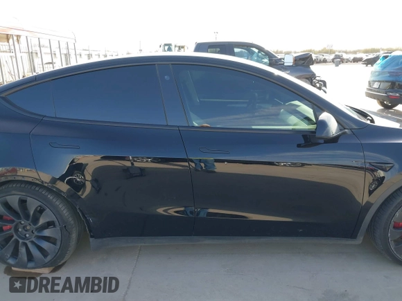 2022 Tesla Model Y Performance with VIN 7SAYGDEF6NF532027, listed as a IAAI auction lot 41717662 with 36,537 mi miles and . Bid and sale history available at DreamBid. Image 14.