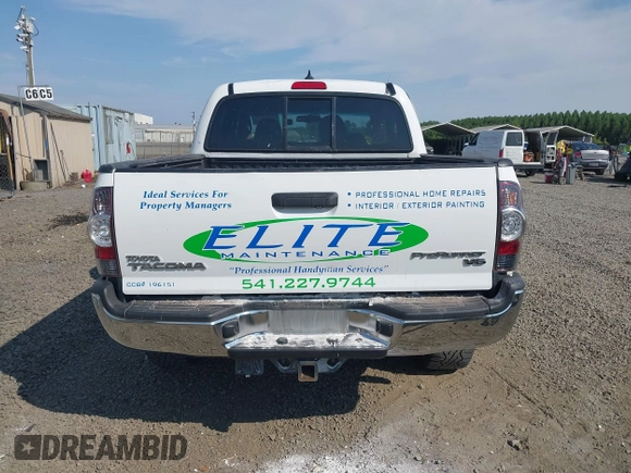 2014 Toyota Tacoma PreRunner with VIN 3TMJU4GN7EM158230, listed as a IAAI auction lot 40010521 with 145,185 mi miles. Bid and sale history available at carsss.com. Image 16.