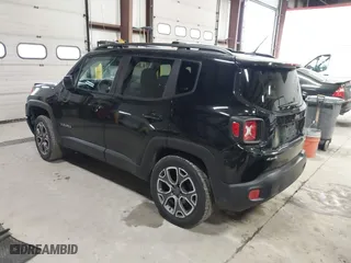 2017 Jeep Renegade Latitude with VIN ZACCJBBB4HPF10815, listed as a IAAI auction lot 41504957 with 192,076 mi miles. Bid and sale history available at carsss.com. Image 3.