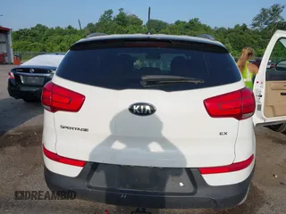 2016 Kia Sportage EX with VIN KNDPC3AC5G7838378, listed as a IAAI auction lot 42632879 with 146,702 mi miles and . Bid and sale history available at DreamBid. Image 16.