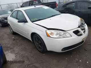 2008 Pontiac G6 with VIN 1G2ZG57B884161244, listed as a IAAI auction lot 41875839 with 212,142 mi miles. Bid and sale history available at carsss.com. Image 1.