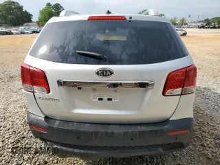 2013 Kia Sorento LX with VIN 5XYKT4A24DG339500, listed as a Copart auction lot 56302605 with 166,733 mi miles and Salvage title. Bid and sale history available at DreamBid. Image 6.