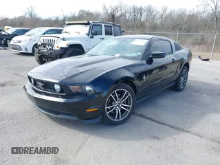 2011 Ford Mustang V6 with VIN 1ZVBP8AM0B5102857, listed as a IAAI auction lot 41622135 with 144,246 mi miles and . Bid and sale history available at carsss.com. Image 17.