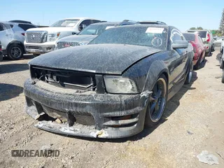 2006 Ford Mustang GT Deluxe with VIN 1ZVFT82H065257638, listed as a IAAI auction lot 40384311 with Not provided miles and . Bid and sale history available at DreamBid. Image 2.