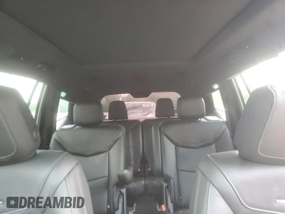 2025 Cadillac XT6 AWD Premium Luxury z VIN 1GYKPDRS8SZ118323, wystawiony jako Copart lot #56156145 z przebiegiem 12 406 mil mil oraz Tytuł czysty. Historia ofert i sprzedaży dostępna na DreamBid. Obrazek 10.