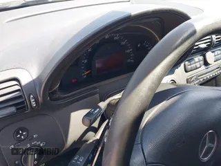 2001 Mercedes-Benz C 230/260/280/320 with VIN WDBRF61J41F104908, listed as a IAAI auction lot 42003924 with Not Provided miles and . Bid and sale history available at DreamBid. Image 7.