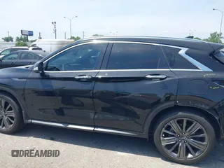 2020 Infiniti QX50 Luxe z VIN 3PCAJ5M13LF111018, wystawiony jako IAAI lot #42276631 z przebiegiem 49 446 mil mil oraz . Historia ofert i sprzedaży dostępna na DreamBid. Obrazek 15.