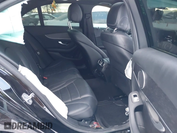 2021 Mercedes-Benz C 300 с VIN W1KWF8EB0MR640153, выставлен на аукционе IAAI как лот 41164310 с пробегом 34 364 миль миль и . История ставок и продаж доступна на DreamBid. Изображение 8.