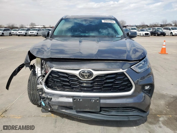 2020 Toyota Highlander XLE with VIN 5TDGZRAH7LS013584, listed as a Copart auction lot 47637525 with 34,100 mi miles and Salvage Title. Bid and sale history available at carsss.com. Image 5.