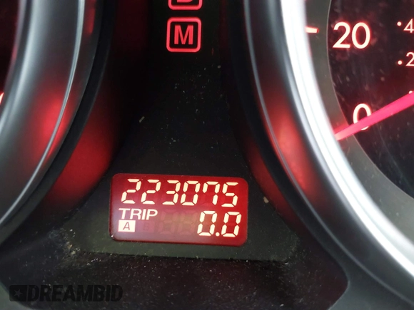 2008 Mazda CX-9 Sport with VIN JM3TB28A480129636, listed as a IAAI auction lot 41111025 with 223,075 mi miles and . Bid and sale history available at DreamBid. Image 16.