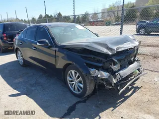 2015 Infiniti Q50 Premium with VIN JN1BV7AP9FM348009, listed as a IAAI auction lot 41852281 with 124,118 mi miles. Bid and sale history available at carsss.com. Image 1.