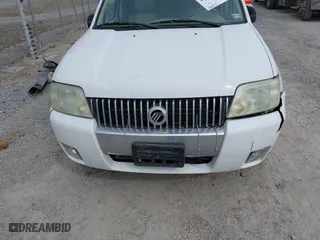2005 Mercury Mariner Luxury with VIN 4M2CU57165DJ33059, listed as a IAAI auction lot 41675851 with 222,375 mi miles. Bid and sale history available at carsss.com. Image 6.