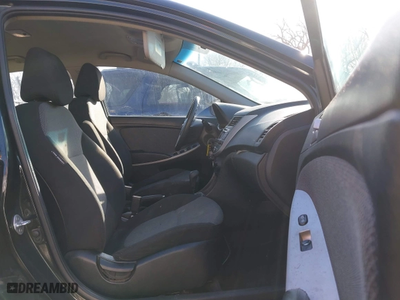 2013 Hyundai Accent GL with VIN KMHCT5AE6DU128989, listed as a IAAI auction lot 41744428 with 92,102 mi miles. Bid and sale history available at carsss.com. Image 5.