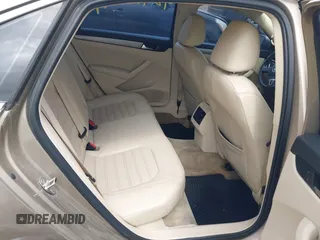 2015 Volkswagen Passat Sport z VIN 1VWBT7A34FC023206, wystawiony jako IAAI lot #42429741 z przebiegiem 119 079 mil mil oraz . Historia ofert i sprzedaży dostępna na DreamBid. Obrazek 8.