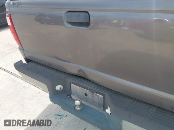 2004 Ford Ranger XL Fleet with VIN 1FTYR44U04PA56773, listed as a IAAI auction lot 42292209 with Not provided miles and . Bid and sale history available at DreamBid. Image 14.
