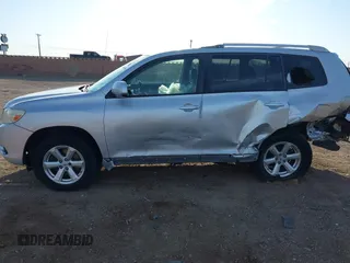 2008 Toyota Highlander z VIN JTEES41A482082292, wystawiony jako IAAI lot #42030053 z przebiegiem 183 831 mil mil oraz . Historia ofert i sprzedaży dostępna na DreamBid. Obrazek 15.