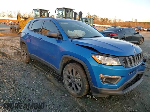 2021 Jeep Compass 80th Anniversary z VIN 3C4NJCEB9MT552992, wystawiony jako Copart lot #88515185 z przebiegiem 65 797 mil mil oraz Szkoda całkowita • Salvage title. Historia ofert i sprzedaży dostępna na DreamBid. Obrazek 11.