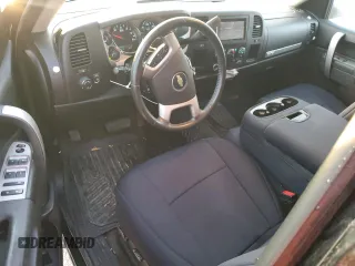 2010 Chevrolet Silverado 1500 LT with VIN 3GCRCSE00AG214860, listed as a Copart auction lot 53073005 with 140,458 mi miles and Salvage Title. Bid and sale history available at DreamBid. Image 8.
