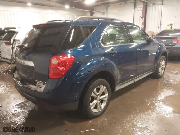 2010 Chevrolet Equinox LT w/1LT with VIN 2CNFLEEW8A6308646, listed as a IAAI auction lot 41634557 with 189,829 mi miles. Bid and sale history available at carsss.com. Image 4.