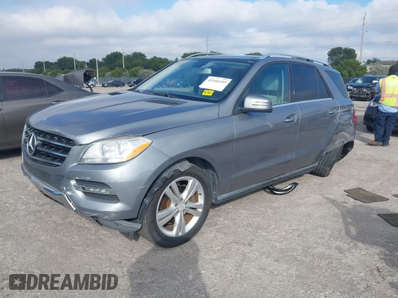 2013 Mercedes-Benz M 350 with VIN 4JGDA5JB1DA166972, listed as a IAAI auction lot 41166335 with 153,059 mi miles and . Bid and sale history available at DreamBid. Image 2.