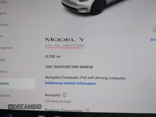 2022 Tesla Model Y Performance z VIN 7SAYGDEFXNF484838, wystawiony jako IAAI lot #41392095 z przebiegiem 8 728 mil mil oraz . Historia ofert i sprzedaży dostępna na DreamBid. Obrazek 7.