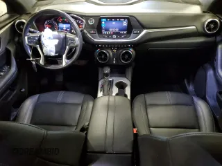 2022 Chevrolet Blazer LT z VIN 3GNKBJRS7NS145282, wystawiony jako Copart lot #43135975 z przebiegiem 28 368 mil mil oraz Szkoda całkowita • Salvage title. Historia ofert i sprzedaży dostępna na DreamBid. Obrazek 8.