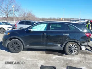 2019 Kia Sorento LX z VIN 5XYPGDA36KG520937, wystawiony jako IAAI lot #41420266 z przebiegiem 97 372 mil mil oraz . Historia ofert i sprzedaży dostępna na DreamBid. Obrazek 15.