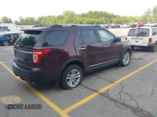 2011 Ford Explorer XLT with VIN 1FMHK8D89BGA15131, listed as a IAAI auction lot 42463546 with 249,388 mi miles and . Bid and sale history available at DreamBid. Image 4.