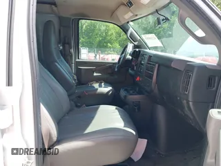2017 Chevrolet Express Cargo с VIN 1GCZGHFF3H1244597, выставлен на аукционе IAAI как лот 42318882 с пробегом 220 604 миль миль и . История ставок и продаж доступна на DreamBid. Изображение 5.