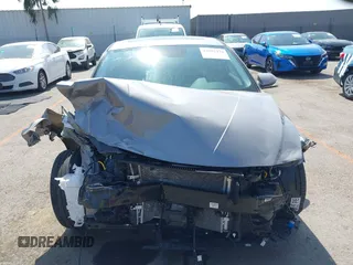 2024 Hyundai Elantra Limited z VIN KMHLN4DJ7RU096025, wystawiony jako IAAI lot #42392773 z przebiegiem 11 616 mil mil oraz . Historia ofert i sprzedaży dostępna na DreamBid. Obrazek 11.