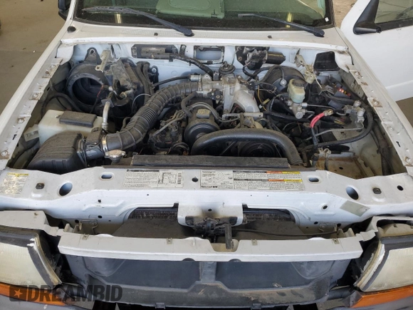 2000 Ford Ranger XL with VIN 1FTYR10C2YPB63860, listed as a Copart auction lot 65560005 with 124,721 mi miles and Clean title. Bid and sale history available at DreamBid. Image 11.