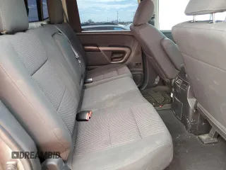 2015 Nissan Titan SL with VIN 1N6AA0ED5FN510723, listed as a Copart auction lot 60952184 with 177,435 mi miles and Salvage Title. Bid and sale history available at carsss.com. Image 10.