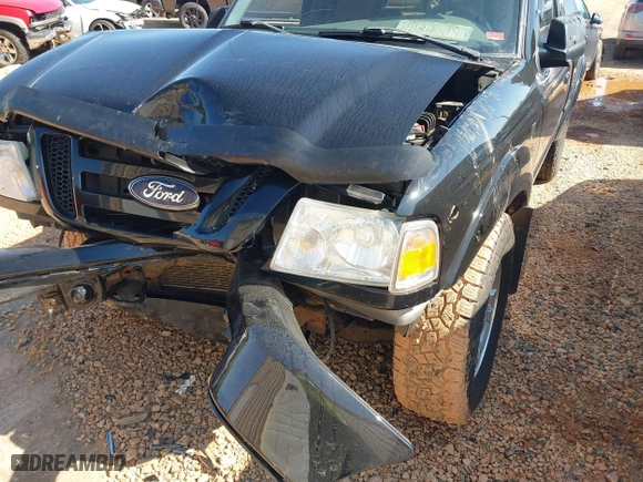 2011 Ford Ranger XLT with VIN 1FTLR4FE5BPA16802, listed as a IAAI auction lot 40502397 with 125,278 mi miles. Bid and sale history available at carsss.com. Image 6.