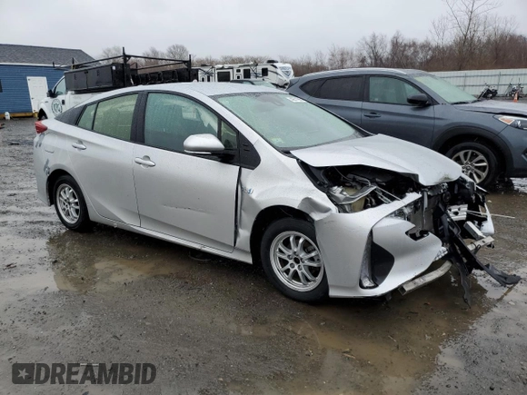 2017 Toyota Prius Plus with VIN JTDKARFP7H3044294, listed as a Copart auction lot 43511555 with 137,567 mi miles and Salvage Title. Bid and sale history available at DreamBid. Image 4.