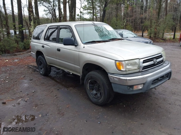 2000 Toyota 4Runner with VIN JT3GM84R3Y0057643, listed as a IAAI auction lot 41766891 with 269,809 mi miles. Bid and sale history available at carsss.com. Image 1.