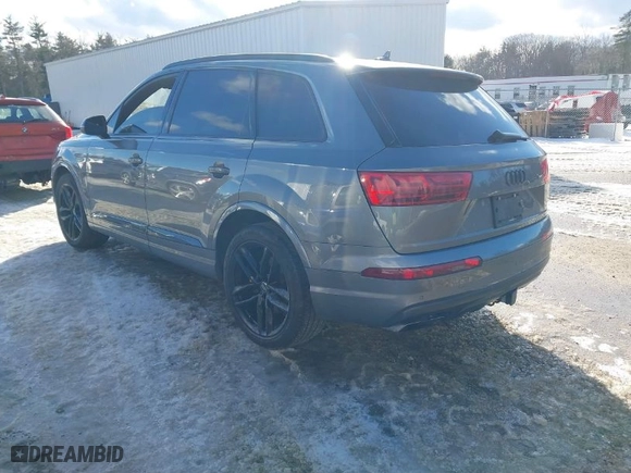 2017 Audi Q7 Prestige with VIN WA1VABF76HD046837, listed as a IAAI auction lot 41467499 with 116,011 mi miles. Bid and sale history available at carsss.com. Image 3.