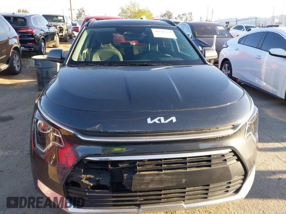 2024 Kia Niro LX with VIN KNDCP3LE4R5121941, listed as a IAAI auction lot 41841266 with 74,683 mi miles. Bid and sale history available at carsss.com. Image 12.