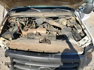 2000 Ford F-350 XL with VIN 1FTSW30L6YEB51197, listed as a Copart auction lot 49504835 with 284,070 mi miles and Salvage Title. Bid and sale history available at DreamBid. Image 12.