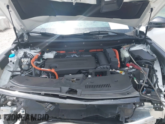 2025 Honda CR-V Sport Touring with VIN 5J6RS6H99SL012005, listed as a IAAI auction lot 42101669 with 7,945 mi miles and . Bid and sale history available at DreamBid. Image 10.