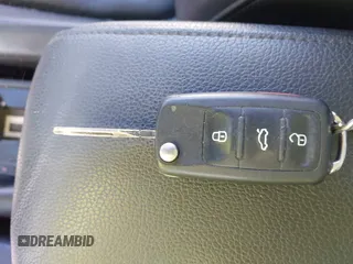 2013 Volkswagen Jetta SE with VIN 3VWDX7AJ0DM397061, listed as a IAAI auction lot 41237703 with 114,704 mi miles and . Bid and sale history available at DreamBid. Image 11.
