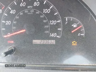 2005 Toyota Camry STD z VIN 4T1BE32K95U419292, wystawiony jako IAAI lot #42302496 z przebiegiem 233 632 mil mil oraz . Historia ofert i sprzedaży dostępna na DreamBid. Obrazek 15.