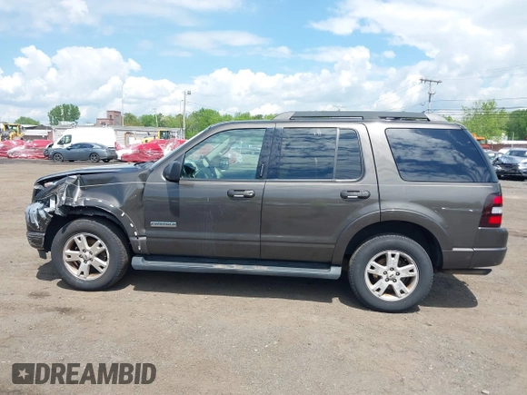 2007 Ford Explorer XLT с VIN 1FMEU73EX7UB12894, выставлен на аукционе IAAI как лот 42219867 с пробегом 99 502 миль миль и . История ставок и продаж доступна на DreamBid. Изображение 14.
