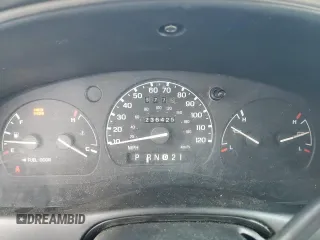 1998 Ford Ranger XL z VIN 1FTYR10U6WTA06569, wystawiony jako Copart lot #79088814 z przebiegiem 236 432 mil mil oraz Szkoda całkowita • Salvage title. Historia ofert i sprzedaży dostępna na DreamBid. Obrazek 9.