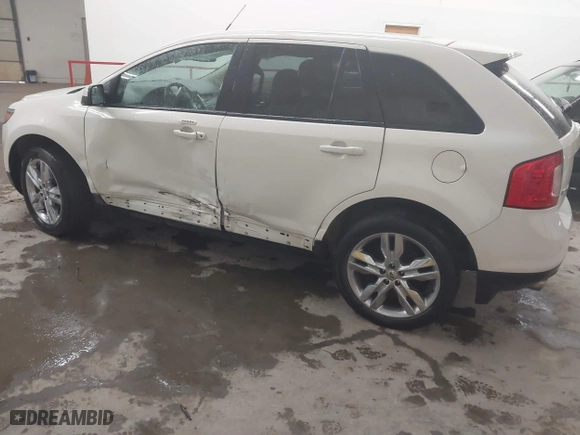 2012 Ford Edge SEL with VIN 2FMDK4JC3CBA95809, listed as a IAAI auction lot 41718077 with 155,528 mi miles. Bid and sale history available at carsss.com. Image 3.